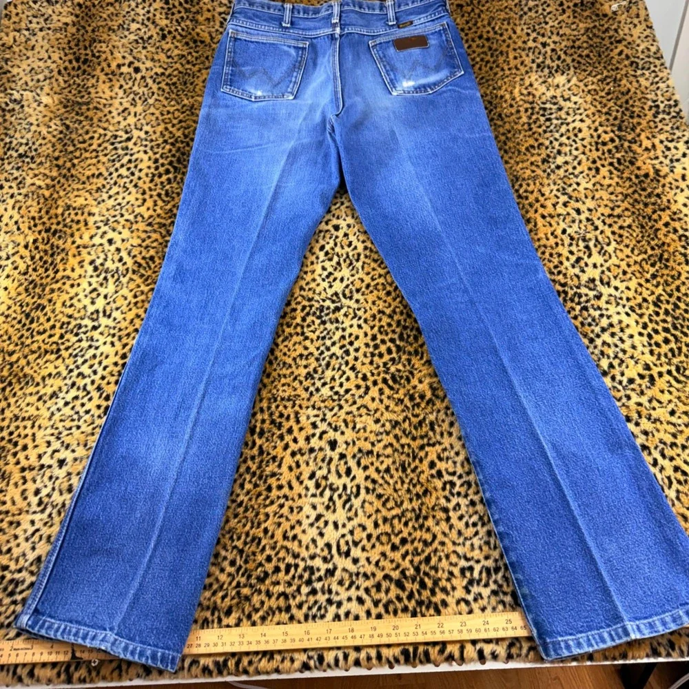 Vintage 80s Wrangler 945NAV Cowboy Cut Bootcut Denim Blu Jeans Made in USA 34x36